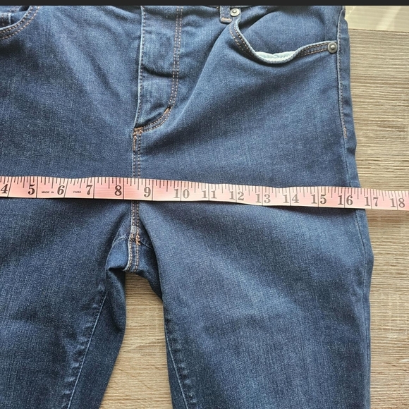 LOFT Skinny Jeans - Made in the Philippines Size: 29 - Picture 8 of 8